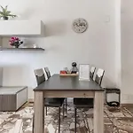 Piazza Santa Maria - Comfort & Relax *