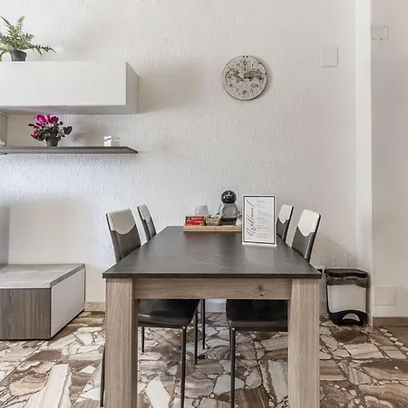 Lovely Piazza Santa Maria *