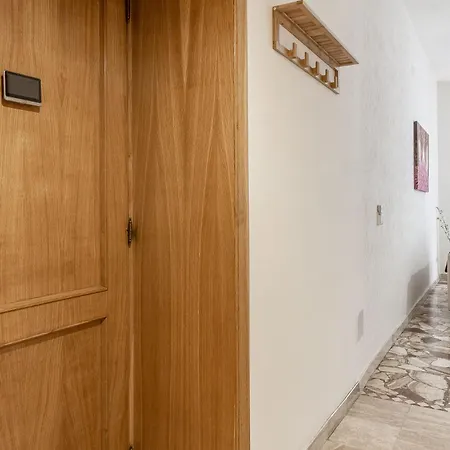 Lovely Piazza Santa Maria * ساساري